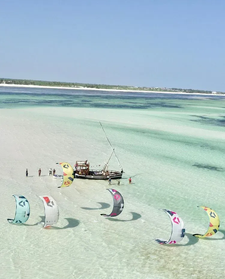 Kitesurfing on watamu beach at Watamu Dunes